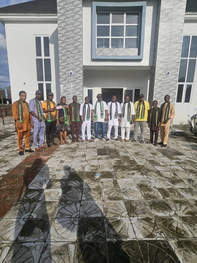 DR. ANDREW A. IGWE CARE FOUNDATION PAYS ANNUAL SCHOLARSHIP AS DR. IGWE ADVISES STUDENTS TO SHUN CULTISM