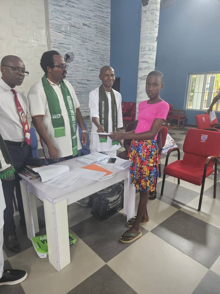 DR. ANDREW A. IGWE CARE FOUNDATION PAYS ANNUAL SCHOLARSHIP AS DR. IGWE ADVISES STUDENTS TO SHUN CULTISM