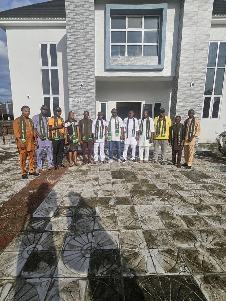 DR. ANDREW A. IGWE CARE FOUNDATION PAYS ANNUAL SCHOLARSHIP AS DR. IGWE ADVISES STUDENTS TO SHUN CULTISM