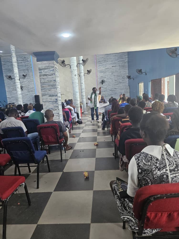 DR. ANDREW A. IGWE CARE FOUNDATION PAYS ANNUAL SCHOLARSHIP AS DR. IGWE ADVISES STUDENTS TO SHUN CULTISM