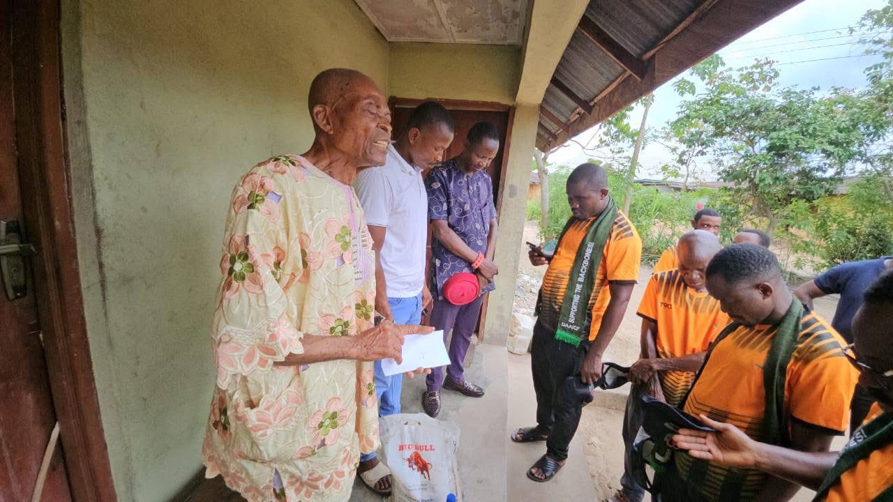Prayers Pour In as DAAICF Visits the Oldest Men and Women Across the 16 Communities of Egi Kingdom photo 19