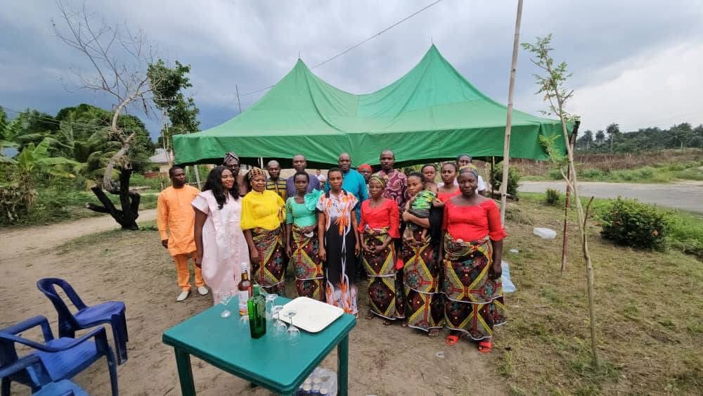 Rev. Cookey-Gam Urges Family Members to Support Beneficiaries as Dr. Andrew Igwe Empowers Umu-Ogbo Women